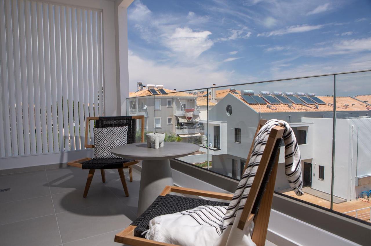 Achillion Suites Lefkada City Bagian luar foto