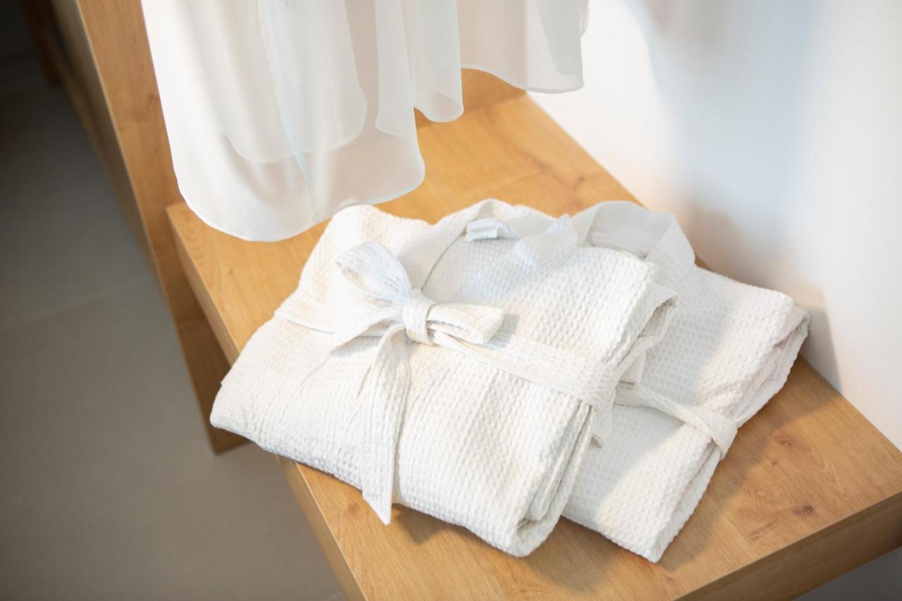 Achillion Suites Lefkada City Bagian luar foto